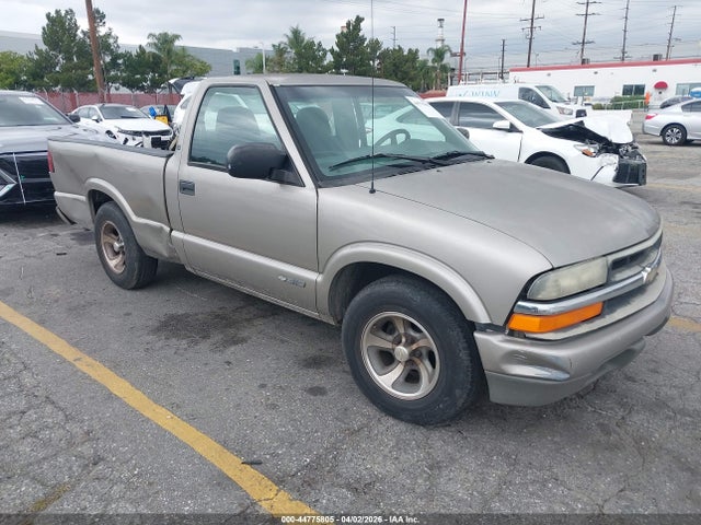 2001 CHEVROLET S-10 1GCCS145118156697