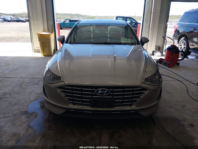 KMHL24JJ2MA029775 Hyundai Sonata Blue