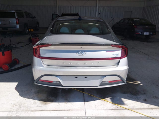 KMHL24JJ2MA029775 Hyundai Sonata Blue