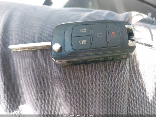3GNCJLSB2FL229177 Chevrolet Trax Lt