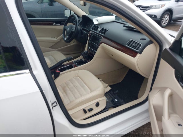 44775861 :رقم المزاد ، 1VWCP7A3XDC149270 vin ، 2013 Volkswagen Passat 2.5l Sel Premium مزاد بيع
