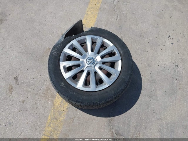 3VWD17AJ7EM302207 Volkswagen Jetta 1.8t Se