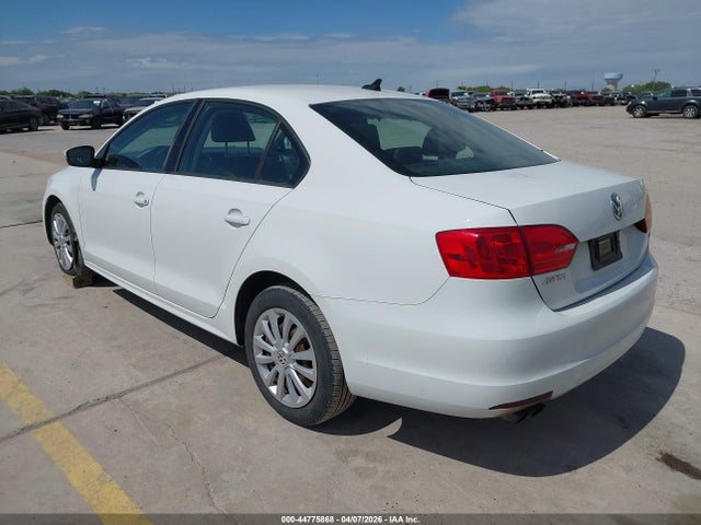 3VWD17AJ7EM302207 Volkswagen Jetta 1.8t Se