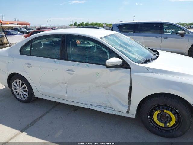 3VWD17AJ7EM302207 Volkswagen Jetta 1.8t Se