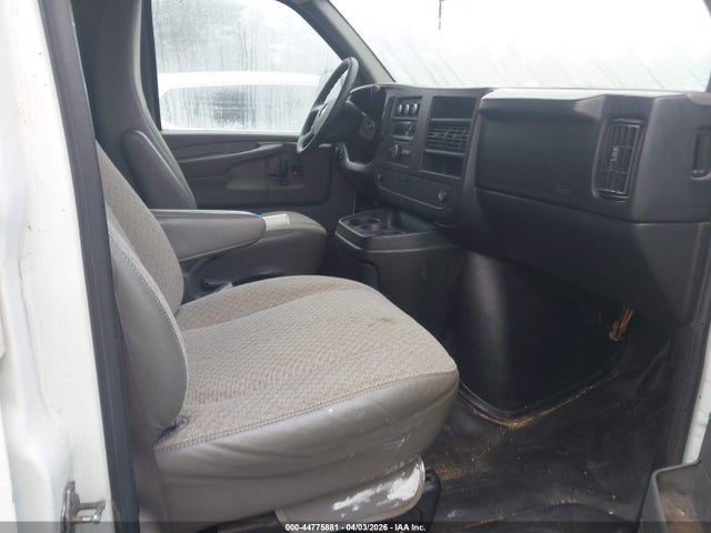 2010 CHEVROLET EXPRESS 1500 1GCUHAD49A1127693 Photo 4