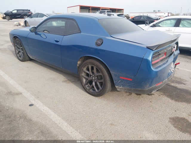 Продаж на аукціоні авто 2021 Dodge Challenger Sxt, vin: 2C3CDZAG5MH543240, номер лоту: 44775891