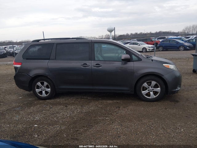 Продажа на аукционе авто 2013 Toyota Sienna Le V6 8 Passenger, vin: 5TDKK3DC9DS382931, номер лота: 44775903