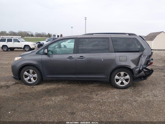 Продажа на аукционе авто 2013 Toyota Sienna Le V6 8 Passenger, vin: 5TDKK3DC9DS382931, номер лота: 44775903