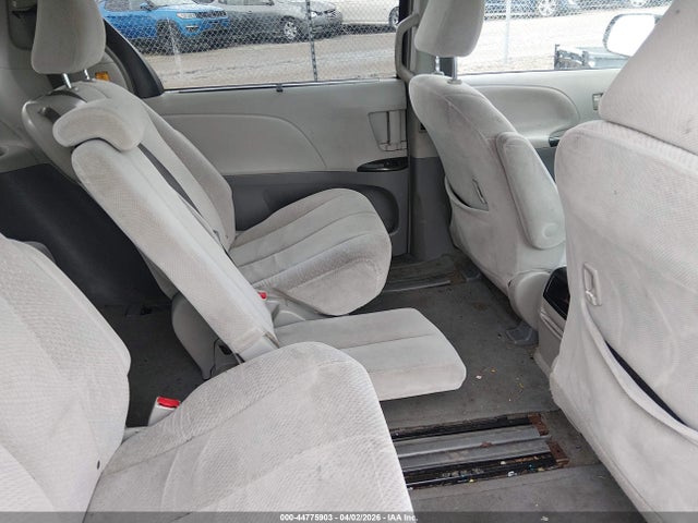 Продажа на аукционе авто 2013 Toyota Sienna Le V6 8 Passenger, vin: 5TDKK3DC9DS382931, номер лота: 44775903