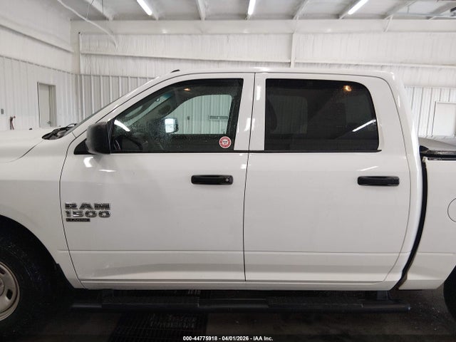 3C6RR7KG4MG663936 RAM 1500 Classic Tradesman 4x4 5&#039;7 Box