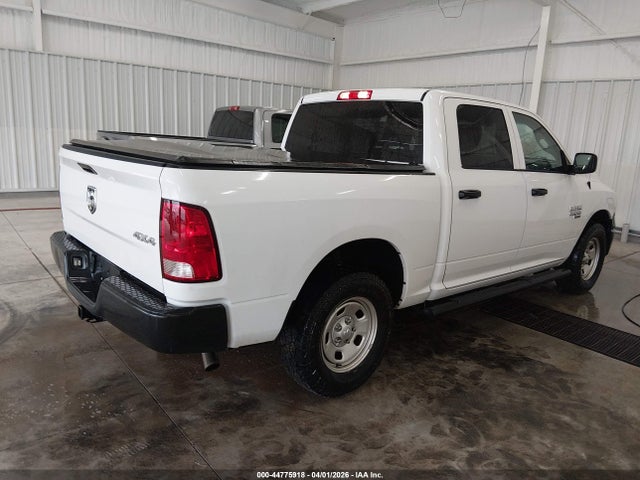 2021 RAM 1500 CLASSIC 3C6RR7KG4MG663936 Photo 3