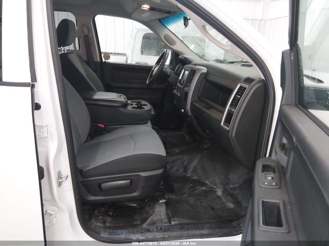 2021 RAM 1500 CLASSIC 3C6RR7KG4MG663936 Photo 4