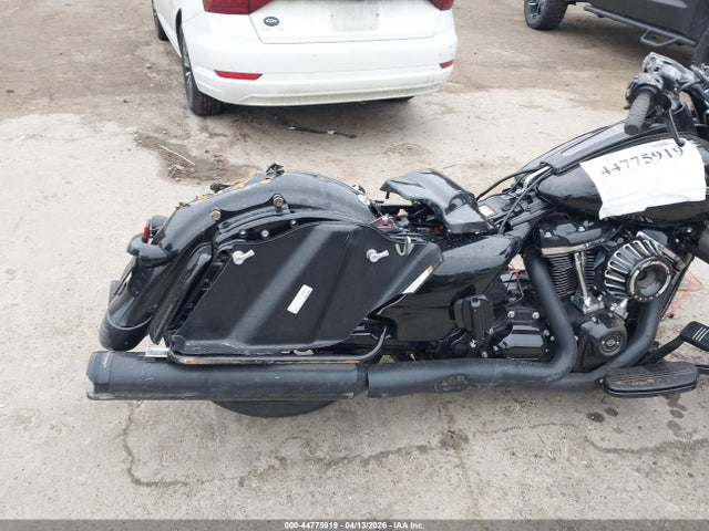 Harley-Davidson FLTRXS 2019 1HD1KTP16KB649404 Image 16