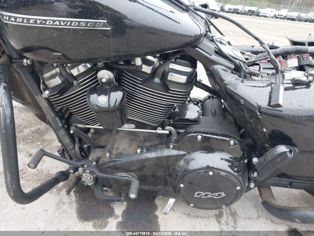 Harley-Davidson FLTRXS 2019 1HD1KTP16KB649404 Image 9