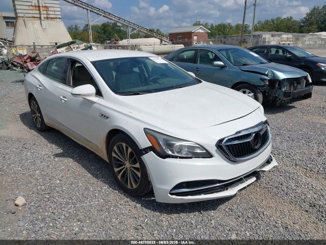 Buick Lacrosse Essence 2017 1G4ZP5SS7HU207189 main image