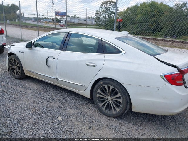 1G4ZP5SS7HU207189 Buick Lacrosse Essence