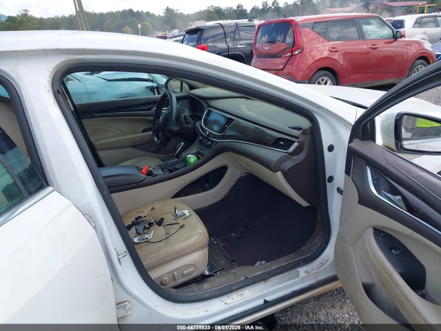1G4ZP5SS7HU207189 Buick Lacrosse Essence