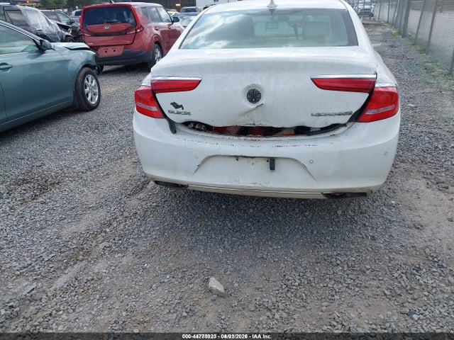 1G4ZP5SS7HU207189 Buick Lacrosse Essence