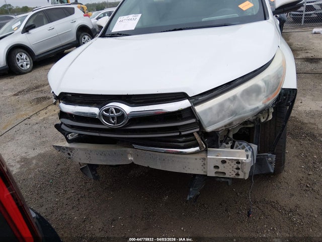 2016 Toyota Highlander Xle V6 მანქანა იყიდება აუქციონზე, vin: 5TDJKRFH7GS332783, აუქციონის ნომერი: 44775932