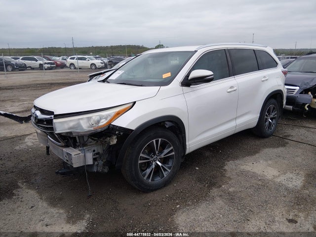 2016 Toyota Highlander Xle V6 მანქანა იყიდება აუქციონზე, vin: 5TDJKRFH7GS332783, აუქციონის ნომერი: 44775932