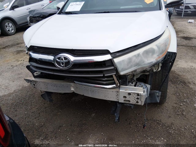 2016 Toyota Highlander Xle V6 მანქანა იყიდება აუქციონზე, vin: 5TDJKRFH7GS332783, აუქციონის ნომერი: 44775932