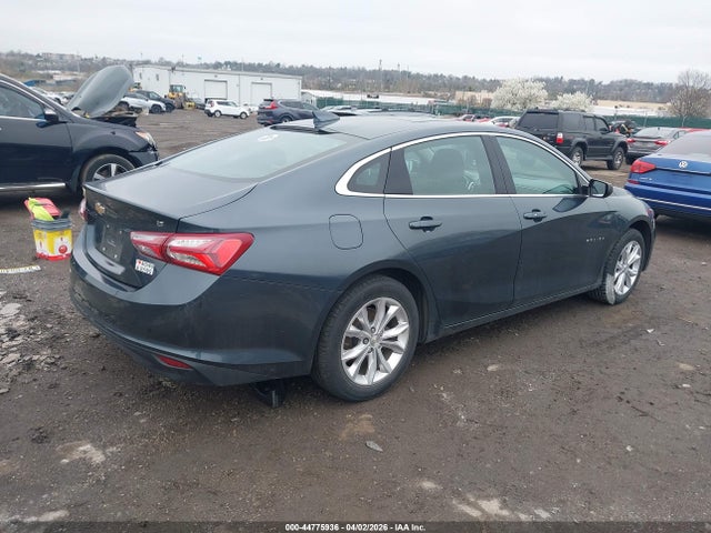 1G1ZD5ST7MF002159 Chevrolet Malibu Fwd Lt