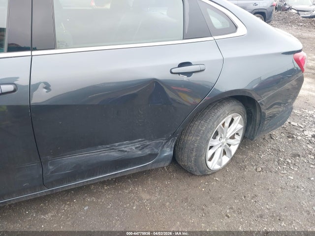 1G1ZD5ST7MF002159 Chevrolet Malibu Fwd Lt