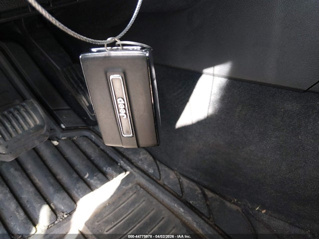 2023 Jeep Grand Cherokee L Laredo 4x4 მანქანა იყიდება აუქციონზე, vin: 1C4RJKAG8P8800231, აუქციონის ნომერი: 44775978