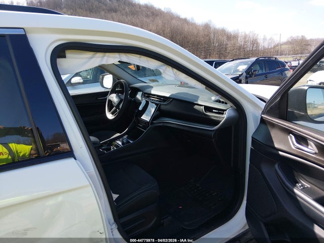 2023 Jeep Grand Cherokee L Laredo 4x4 მანქანა იყიდება აუქციონზე, vin: 1C4RJKAG8P8800231, აუქციონის ნომერი: 44775978