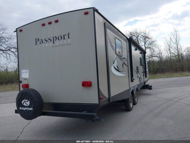 4YDT32925HK410732 Keystone Passport