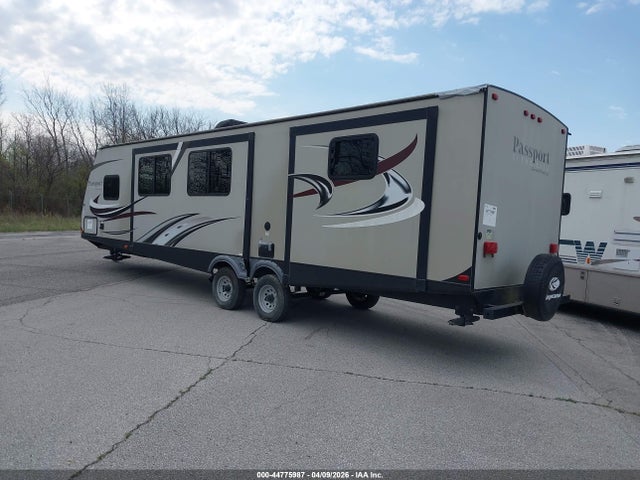 4YDT32925HK410732 Keystone Passport