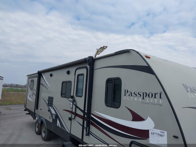 4YDT32925HK410732 Keystone Passport