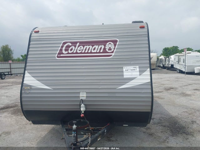2018 Coleman Lantern 17fq მანქანა იყიდება აუქციონზე, vin: 4YDT17F19JH939084, აუქციონის ნომერი: 44776007