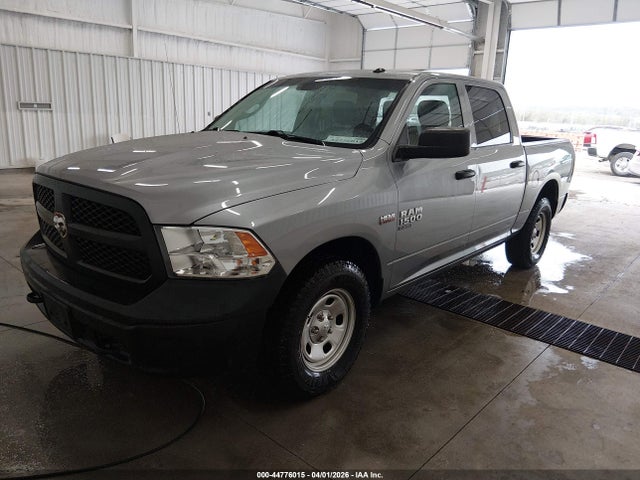 3C6RR7KT1LG253798 RAM 1500 Classic Tradesman 4x4 5&#039;7 Box