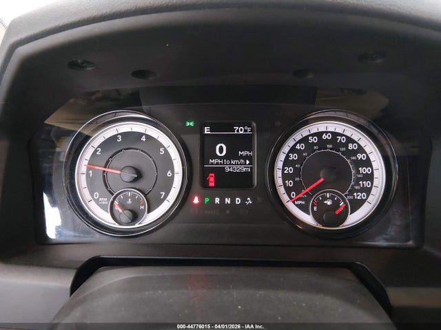 3C6RR7KT1LG253798 RAM 1500 Classic Tradesman 4x4 5&#039;7 Box