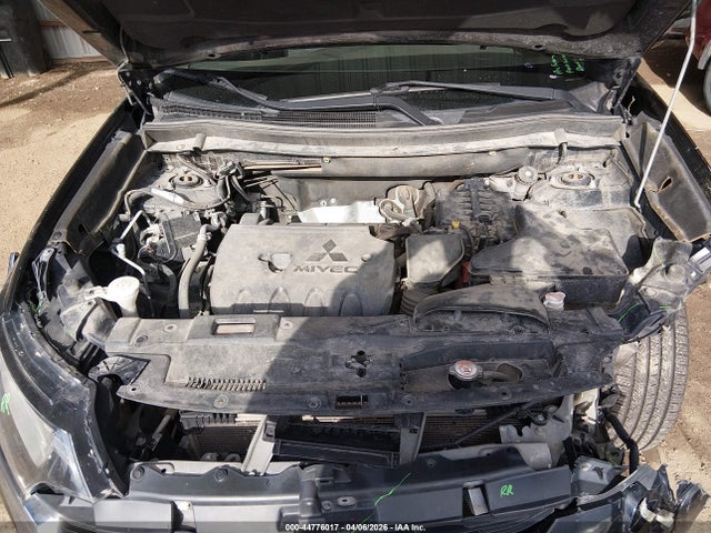 44776017 :رقم المزاد ، JA4AZ3A39GZ013088 vin ، 2016 Mitsubishi Outlander Se مزاد بيع