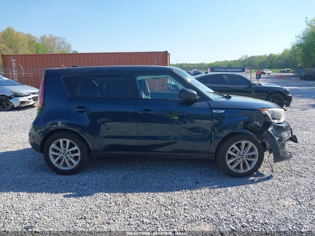 Продажа на аукционе авто 2017 Kia Soul +, vin: KNDJP3A52H7442261, номер лота: 44776039
