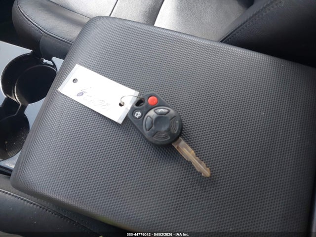 44776042 :رقم المزاد ، 1FMCU04789KC03031 vin ، 2009 Ford Escape Limited مزاد بيع