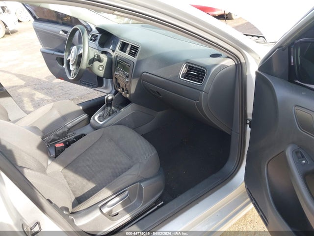 Продаж на аукціоні авто 2014 Volkswagen Jetta 2.0l S, vin: 3VW2K7AJ8EM428306, номер лоту: 44776045