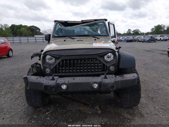 2017 Jeep Wrangler Unlimited Sport 4x4 მანქანა იყიდება აუქციონზე, vin: 1C4BJWDGXHL592114, აუქციონის ნომერი: 44776055