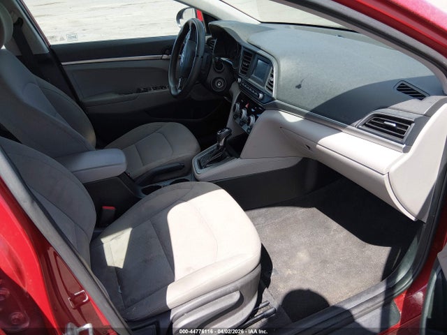 2019 Hyundai Elantra Se მანქანა იყიდება აუქციონზე, vin: KMHD74LF6KU851294, აუქციონის ნომერი: 44776116