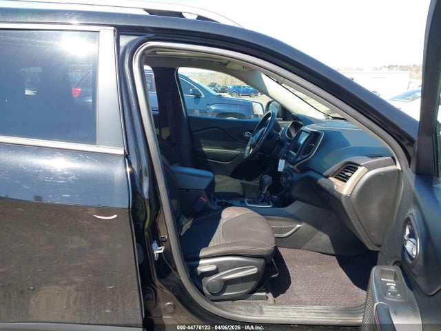 2017 JEEP CHEROKEE 1C4PJMCSXHW545552 Photo 4