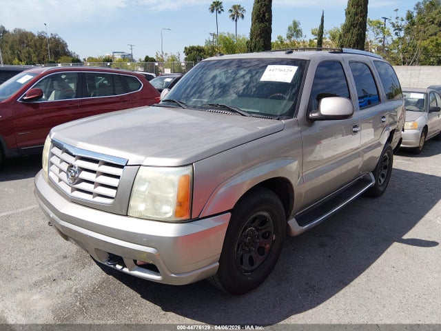 44776129 :رقم المزاد ، 1GYEK63N43R312746 vin ، 2003 Cadillac Escalade Standard مزاد بيع