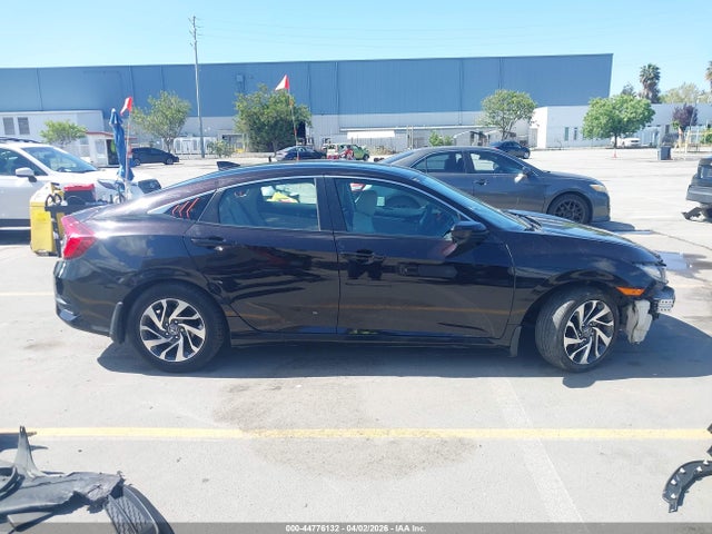 19XFC2F7XJE208218 Honda CIVIC EX