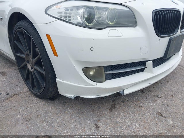 2011 Bmw 535i მანქანა იყიდება აუქციონზე, vin: WBAFR7C50BC806970, აუქციონის ნომერი: 44776158