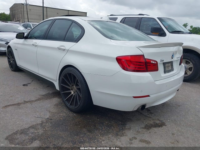 2011 Bmw 535i მანქანა იყიდება აუქციონზე, vin: WBAFR7C50BC806970, აუქციონის ნომერი: 44776158