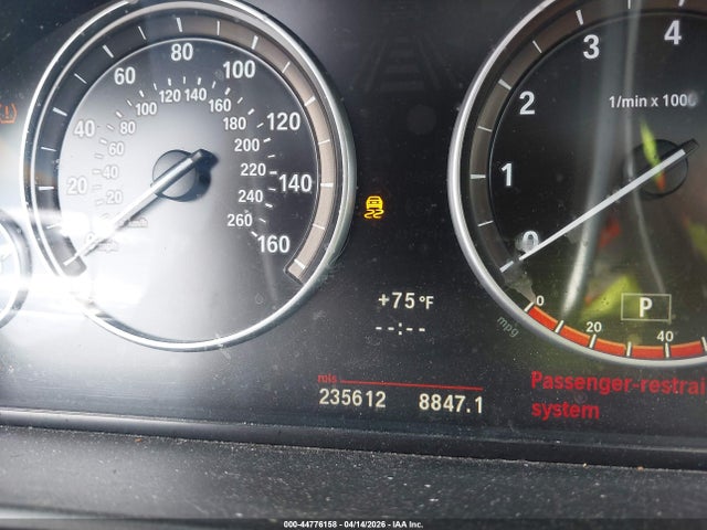 2011 Bmw 535i მანქანა იყიდება აუქციონზე, vin: WBAFR7C50BC806970, აუქციონის ნომერი: 44776158