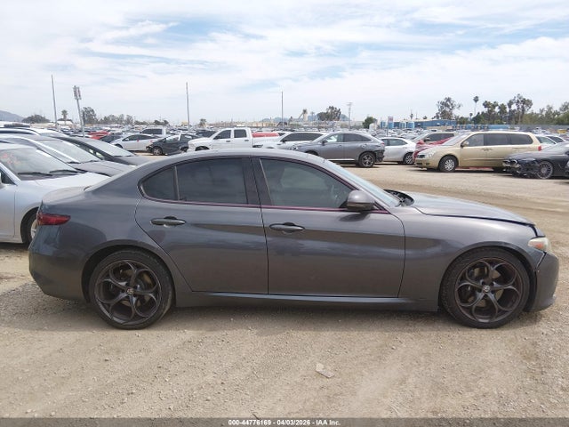 Alfa Romeo Giulia Ti Rwd 2017 ZARFAECN6H7557466 Image 13