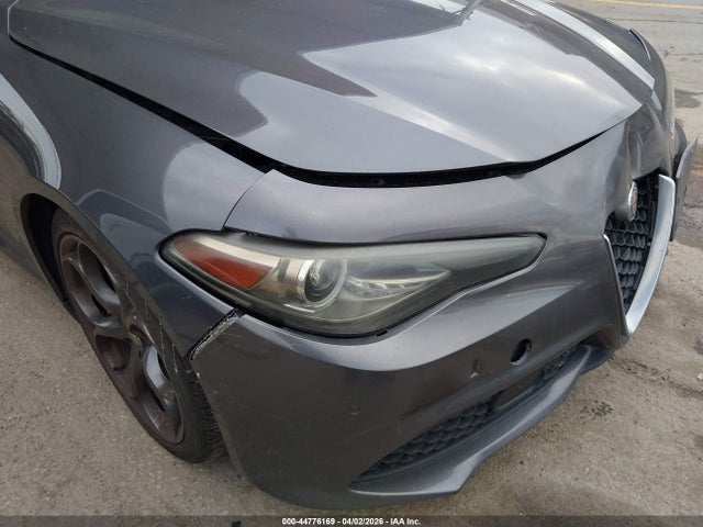 Alfa Romeo Giulia Ti Rwd 2017 ZARFAECN6H7557466 Image 17