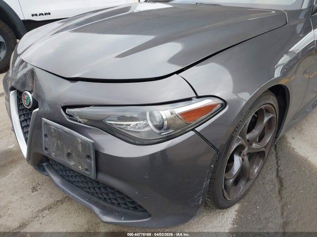 Alfa Romeo Giulia Ti Rwd 2017 ZARFAECN6H7557466 Image 18